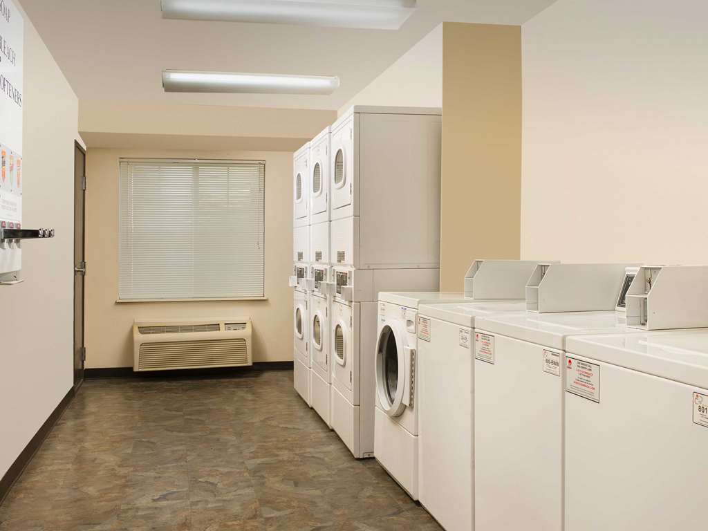 WoodSpring Suites Augusta Riverwatch Einrichtungen foto